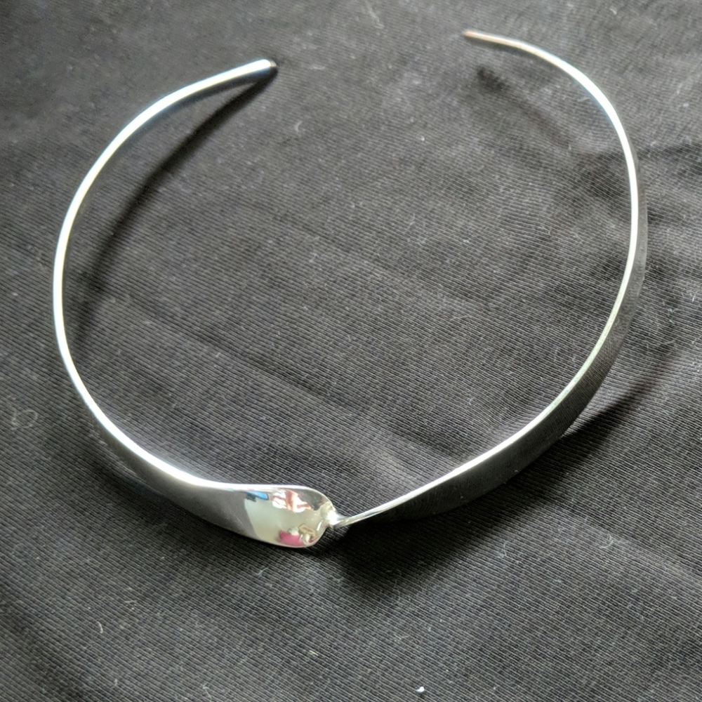 Silver necklace